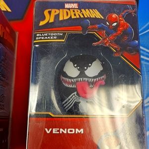 NIB!!! Marvel Spider Man Venom Bluetooth  Bitty Boomers Speaker